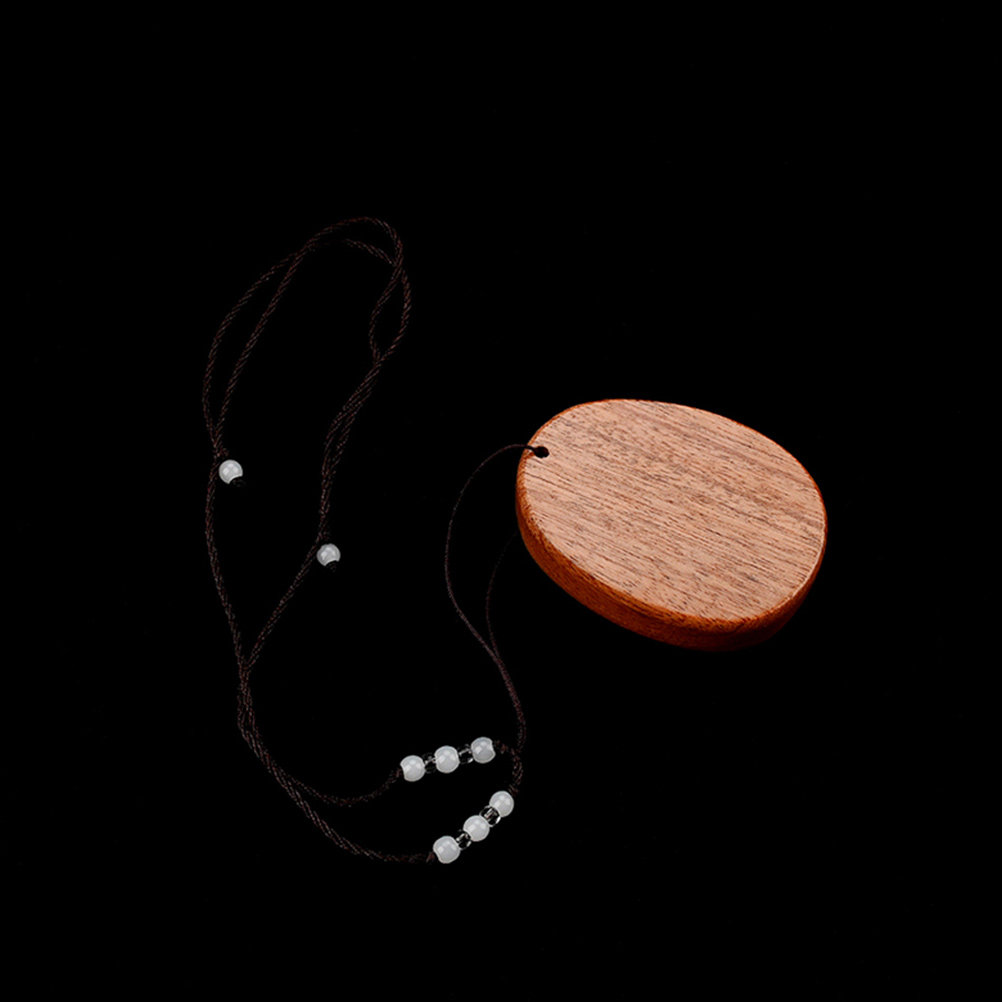 Musical Instrument Family - คาลิมบา 8 คีย์ พร้อมสายคล้องคอ เปียโนนิ้วแบบพกพา เครื่องดนตรีสำหรับผู้เริ่มต้น